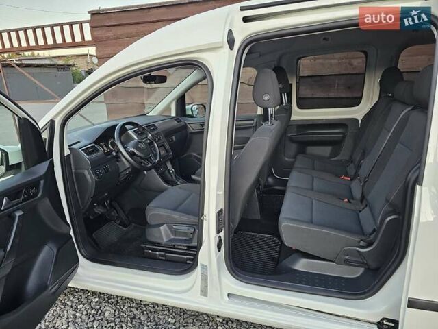 Белый Фольксваген Кадди, объемом двигателя 1.97 л и пробегом 184 тыс. км за 19950 $, фото 37 на Automoto.ua