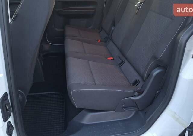 Белый Фольксваген Кадди, объемом двигателя 2 л и пробегом 247 тыс. км за 13900 $, фото 20 на Automoto.ua