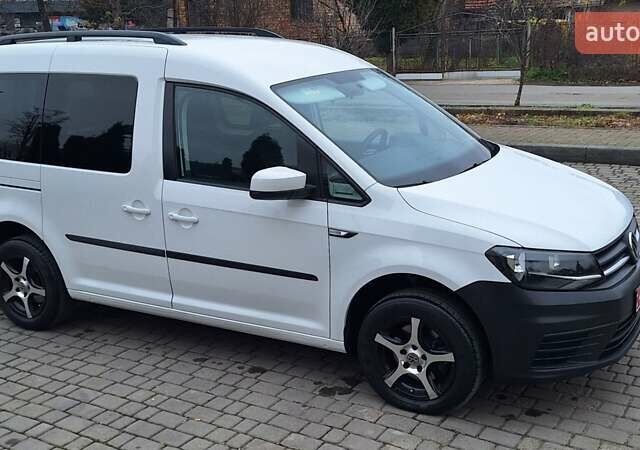 Белый Фольксваген Кадди, объемом двигателя 2 л и пробегом 247 тыс. км за 13900 $, фото 17 на Automoto.ua
