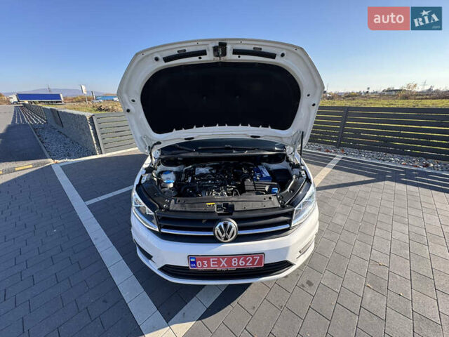 Белый Фольксваген Кадди, объемом двигателя 2 л и пробегом 265 тыс. км за 15800 $, фото 63 на Automoto.ua
