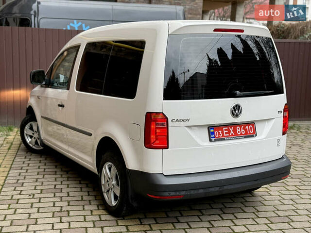 Белый Фольксваген Кадди, объемом двигателя 1.97 л и пробегом 213 тыс. км за 13800 $, фото 18 на Automoto.ua