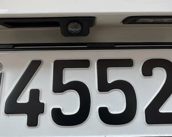 Белый Фольксваген Кадди, объемом двигателя 2 л и пробегом 283 тыс. км за 18999 $, фото 29 на Automoto.ua