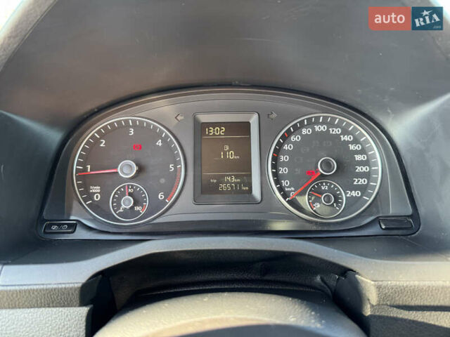 Белый Фольксваген Кадди, объемом двигателя 2 л и пробегом 265 тыс. км за 15800 $, фото 31 на Automoto.ua