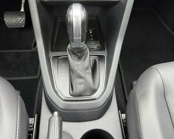 Белый Фольксваген Кадди, объемом двигателя 2 л и пробегом 283 тыс. км за 18999 $, фото 15 на Automoto.ua