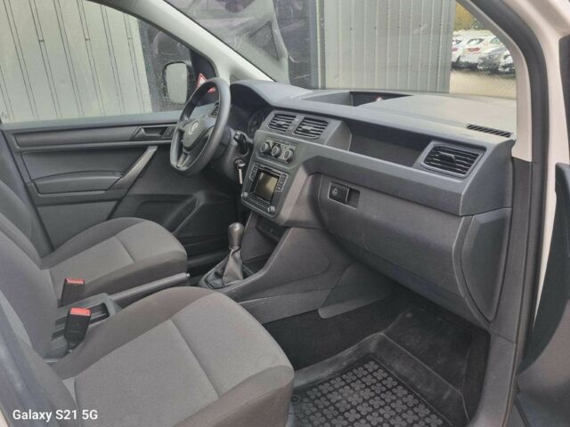 Белый Фольксваген Кадди, объемом двигателя 2 л и пробегом 107 тыс. км за 8600 $, фото 11 на Automoto.ua