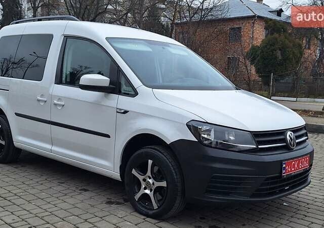 Белый Фольксваген Кадди, объемом двигателя 2 л и пробегом 247 тыс. км за 13900 $, фото 14 на Automoto.ua