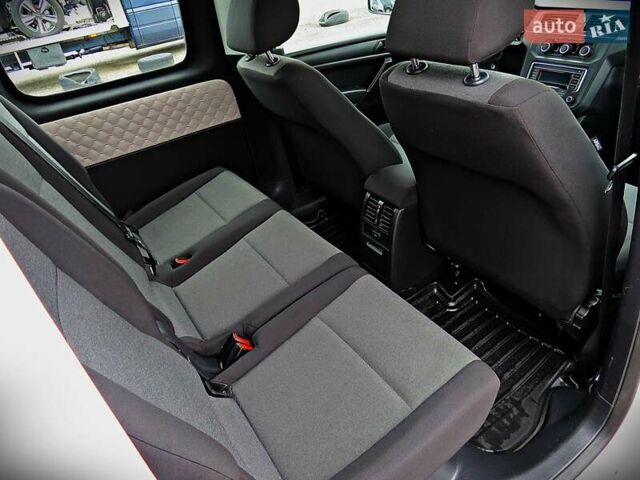 Белый Фольксваген Кадди, объемом двигателя 2 л и пробегом 173 тыс. км за 13500 $, фото 15 на Automoto.ua