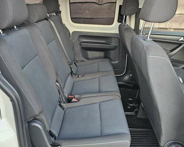 Белый Фольксваген Кадди, объемом двигателя 1.97 л и пробегом 184 тыс. км за 19950 $, фото 45 на Automoto.ua