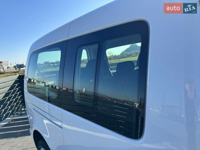 Белый Фольксваген Кадди, объемом двигателя 2 л и пробегом 265 тыс. км за 15800 $, фото 22 на Automoto.ua