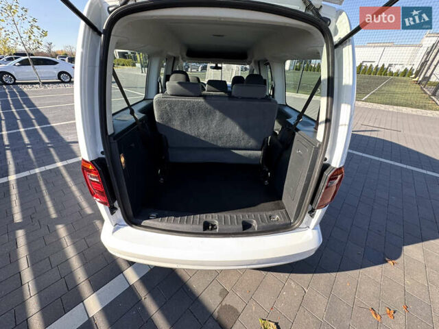 Белый Фольксваген Кадди, объемом двигателя 2 л и пробегом 265 тыс. км за 15800 $, фото 56 на Automoto.ua