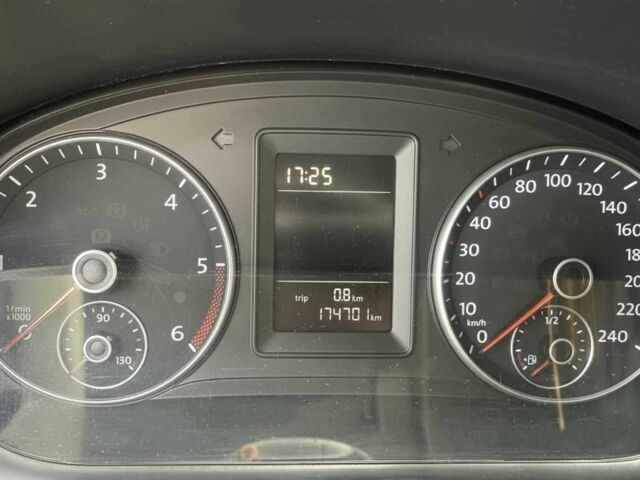 Фольксваген Кадди 2017 в Хмельницком на Automoto.ua Белый Фольксваген Кадди, объемом двигателя 0 л и пробегом 174 тыс. км за 15700 $, фото 4 на Automoto.ua