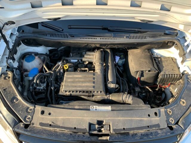 Белый Фольксваген Кадди, объемом двигателя 1.4 л и пробегом 195 тыс. км за 12499 $, фото 20 на Automoto.ua