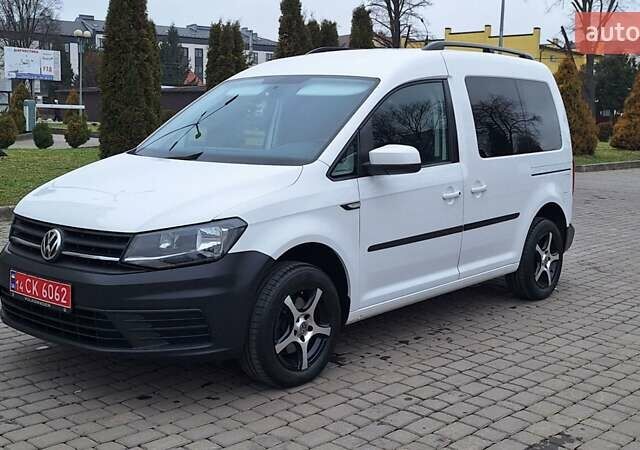 Белый Фольксваген Кадди, объемом двигателя 2 л и пробегом 247 тыс. км за 13900 $, фото 8 на Automoto.ua