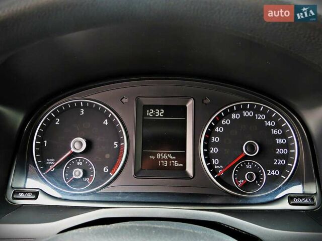 Белый Фольксваген Кадди, объемом двигателя 2 л и пробегом 173 тыс. км за 13500 $, фото 8 на Automoto.ua