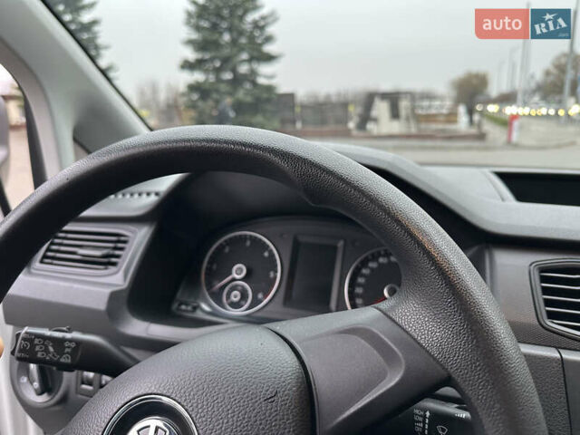 Белый Фольксваген Кадди, объемом двигателя 2 л и пробегом 245 тыс. км за 12800 $, фото 25 на Automoto.ua