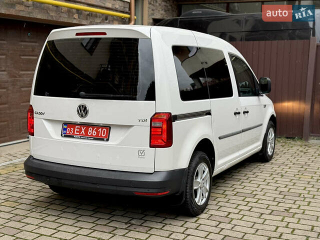 Белый Фольксваген Кадди, объемом двигателя 1.97 л и пробегом 213 тыс. км за 13800 $, фото 22 на Automoto.ua