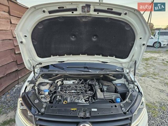 Белый Фольксваген Кадди, объемом двигателя 1.97 л и пробегом 184 тыс. км за 19950 $, фото 61 на Automoto.ua