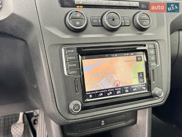 Белый Фольксваген Кадди, объемом двигателя 2 л и пробегом 167 тыс. км за 17500 $, фото 35 на Automoto.ua