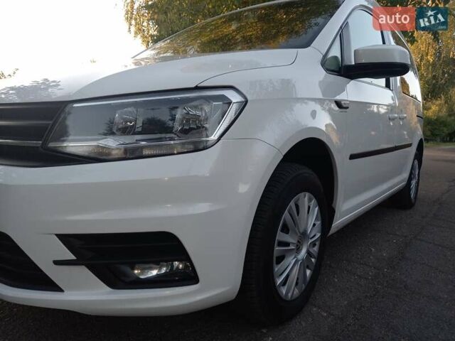 Белый Фольксваген Кадди, объемом двигателя 1.97 л и пробегом 196 тыс. км за 14550 $, фото 23 на Automoto.ua