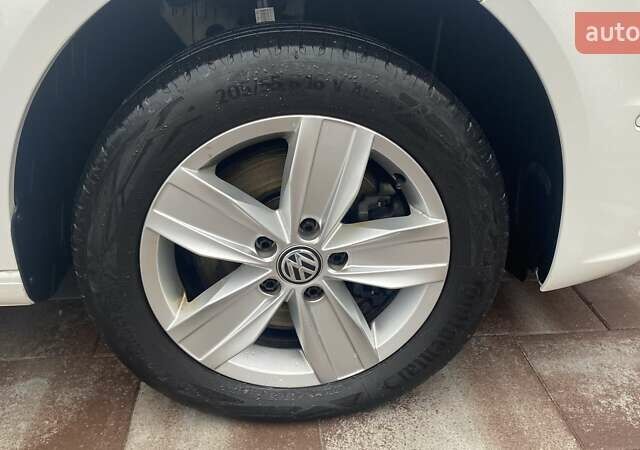 Белый Фольксваген Кадди, объемом двигателя 1.97 л и пробегом 256 тыс. км за 17800 $, фото 12 на Automoto.ua