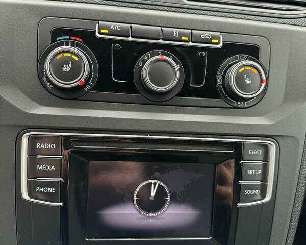 Белый Фольксваген Кадди, объемом двигателя 1.97 л и пробегом 211 тыс. км за 13799 $, фото 1 на Automoto.ua