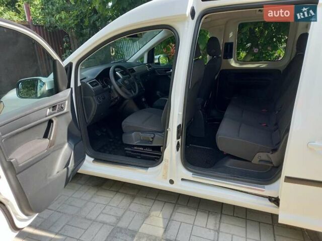 Білий Фольксваген Кадді, об'ємом двигуна 2 л та пробігом 197 тис. км за 14250 $, фото 47 на Automoto.ua