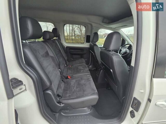 Белый Фольксваген Кадди, объемом двигателя 1.97 л и пробегом 263 тыс. км за 18700 $, фото 29 на Automoto.ua