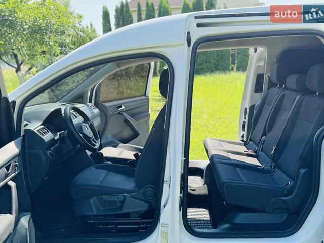 Белый Фольксваген Кадди, объемом двигателя 2 л и пробегом 47 тыс. км за 17500 $, фото 10 на Automoto.ua