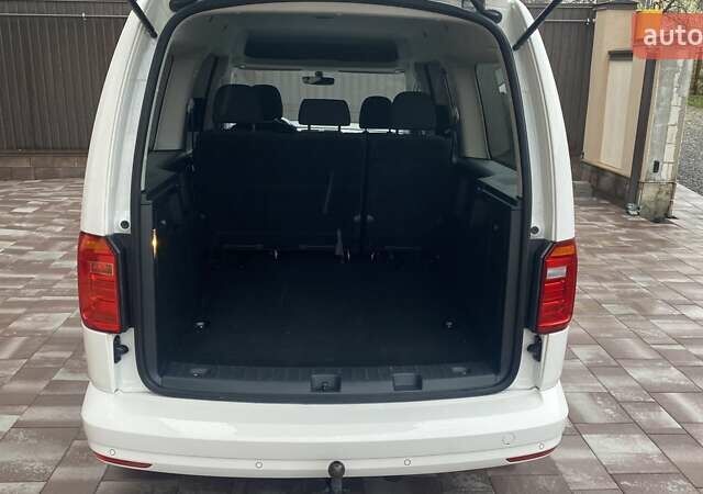 Белый Фольксваген Кадди, объемом двигателя 1.97 л и пробегом 256 тыс. км за 17800 $, фото 17 на Automoto.ua