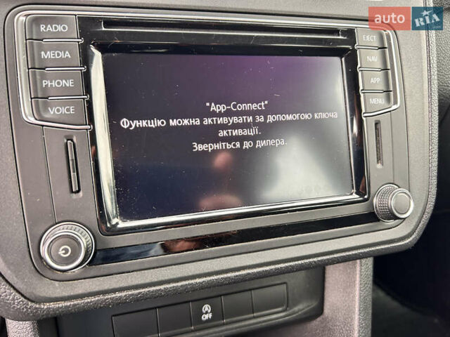 Белый Фольксваген Кадди, объемом двигателя 2 л и пробегом 167 тыс. км за 17500 $, фото 37 на Automoto.ua