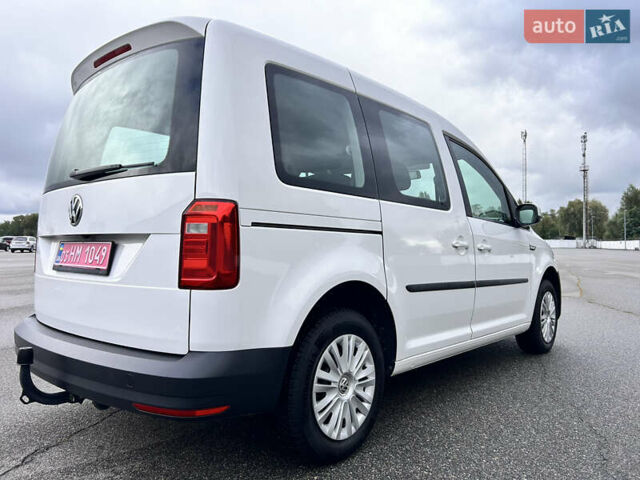 Белый Фольксваген Кадди, объемом двигателя 2 л и пробегом 167 тыс. км за 17500 $, фото 5 на Automoto.ua