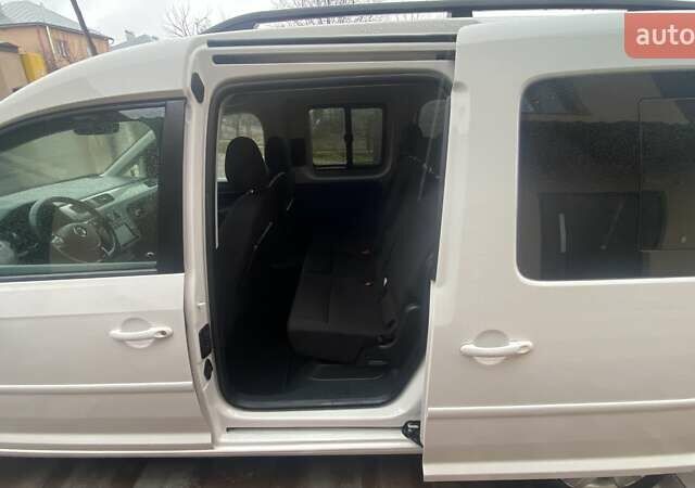 Белый Фольксваген Кадди, объемом двигателя 1.97 л и пробегом 256 тыс. км за 17800 $, фото 15 на Automoto.ua