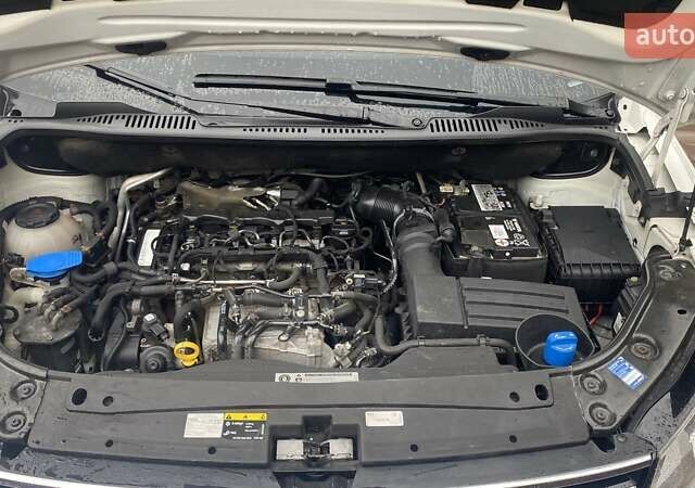 Белый Фольксваген Кадди, объемом двигателя 1.97 л и пробегом 256 тыс. км за 17800 $, фото 30 на Automoto.ua