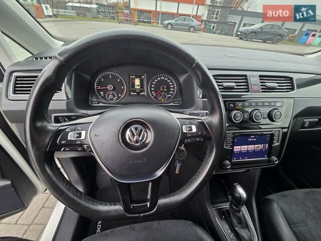 Белый Фольксваген Кадди, объемом двигателя 1.97 л и пробегом 263 тыс. км за 18700 $, фото 17 на Automoto.ua