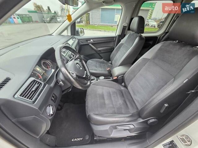 Белый Фольксваген Кадди, объемом двигателя 1.97 л и пробегом 263 тыс. км за 18700 $, фото 14 на Automoto.ua