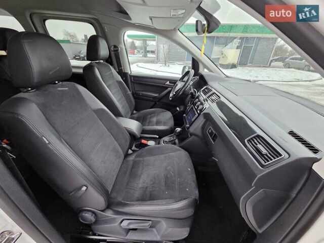 Білий Фольксваген Кадді, об'ємом двигуна 1.97 л та пробігом 263 тис. км за 16900 $, фото 26 на Automoto.ua