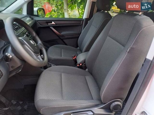 Білий Фольксваген Кадді, об'ємом двигуна 2 л та пробігом 197 тис. км за 14250 $, фото 42 на Automoto.ua