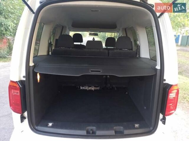 Белый Фольксваген Кадди, объемом двигателя 1.97 л и пробегом 196 тыс. км за 14550 $, фото 10 на Automoto.ua