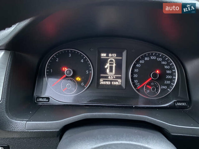 Белый Фольксваген Кадди, объемом двигателя 2 л и пробегом 260 тыс. км за 13900 $, фото 26 на Automoto.ua