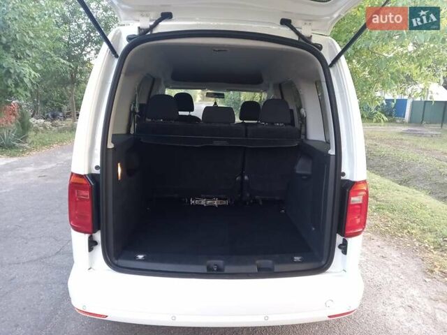 Белый Фольксваген Кадди, объемом двигателя 1.97 л и пробегом 196 тыс. км за 14550 $, фото 9 на Automoto.ua