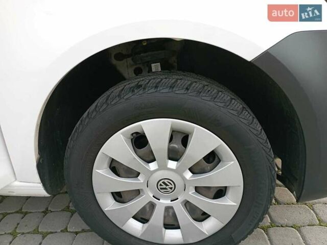 Белый Фольксваген Кадди, объемом двигателя 2 л и пробегом 140 тыс. км за 17900 $, фото 16 на Automoto.ua