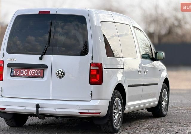 Белый Фольксваген Кадди, объемом двигателя 1.97 л и пробегом 244 тыс. км за 13550 $, фото 23 на Automoto.ua