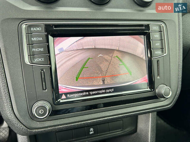 Белый Фольксваген Кадди, объемом двигателя 2 л и пробегом 167 тыс. км за 17500 $, фото 36 на Automoto.ua