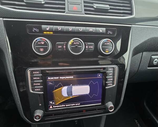 Белый Фольксваген Кадди, объемом двигателя 1.97 л и пробегом 263 тыс. км за 18700 $, фото 22 на Automoto.ua