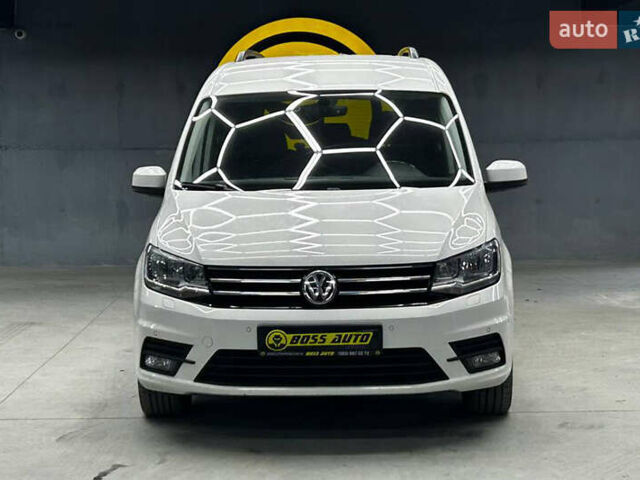 Білий Фольксваген Кадді, об'ємом двигуна 1.97 л та пробігом 256 тис. км за 18800 $, фото 1 на Automoto.ua
