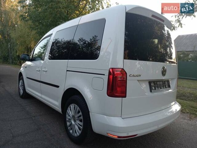 Белый Фольксваген Кадди, объемом двигателя 1.97 л и пробегом 196 тыс. км за 14550 $, фото 6 на Automoto.ua