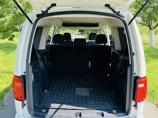 Белый Фольксваген Кадди, объемом двигателя 2 л и пробегом 47 тыс. км за 17500 $, фото 14 на Automoto.ua