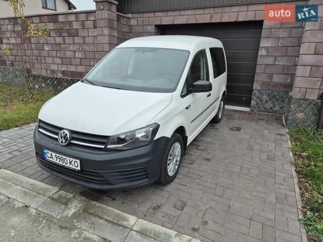 Белый Фольксваген Кадди, объемом двигателя 1.6 л и пробегом 126 тыс. км за 14300 $, фото 3 на Automoto.ua