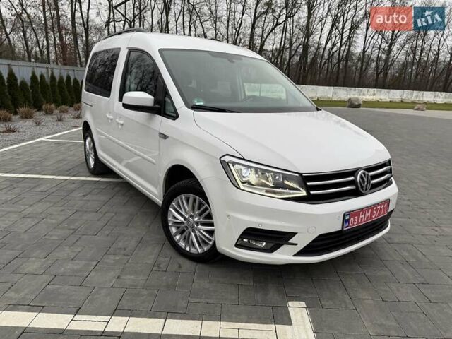 Белый Фольксваген Кадди, объемом двигателя 2 л и пробегом 150 тыс. км за 21600 $, фото 11 на Automoto.ua
