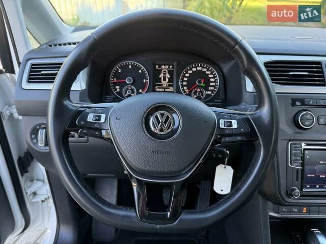Белый Фольксваген Кадди, объемом двигателя 2 л и пробегом 149 тыс. км за 21200 $, фото 39 на Automoto.ua